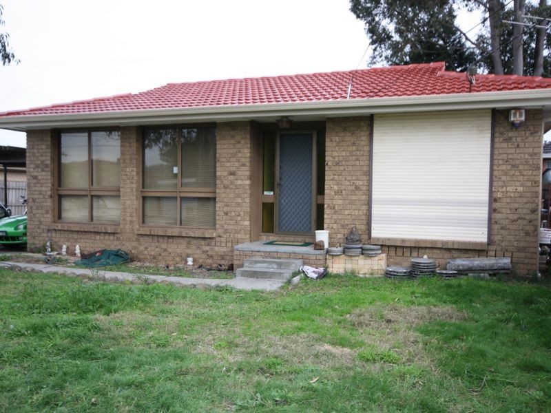 34 Loris St, Springvale South VIC 3172