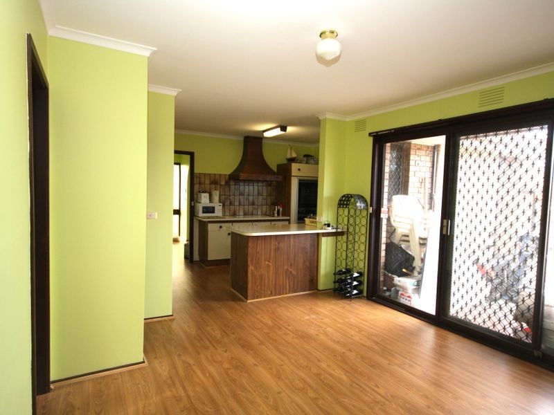 34 Loris St, Springvale South VIC 3172