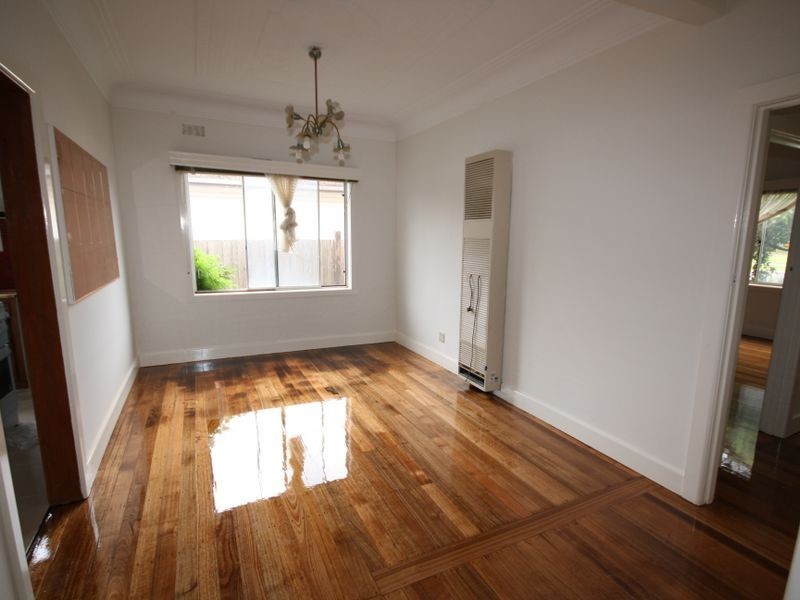 7 Regent Avenue, Springvale VIC 3171