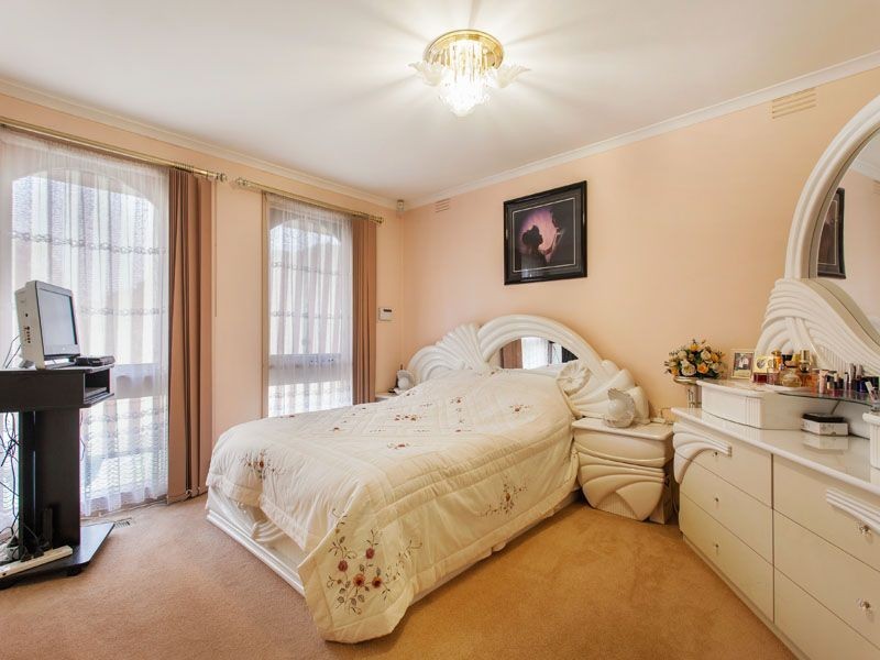 9 JUTHER COURT, Springvale South VIC 3172