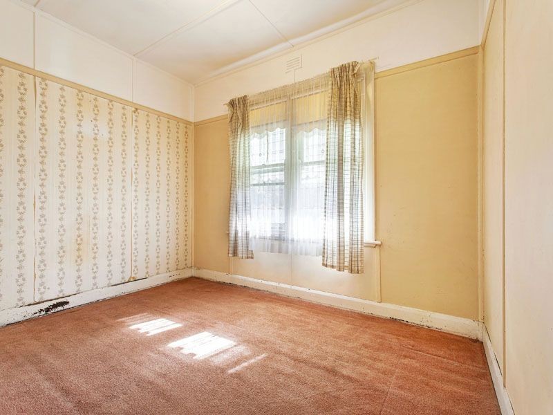 30 St Johns Avenue, Springvale VIC 3171