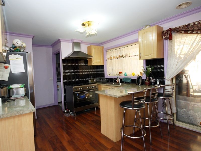 2/2 Janine Road, Springvale South VIC 3172