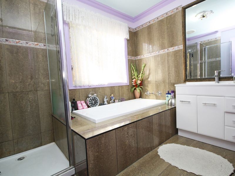 2/2 Janine Road, Springvale South VIC 3172