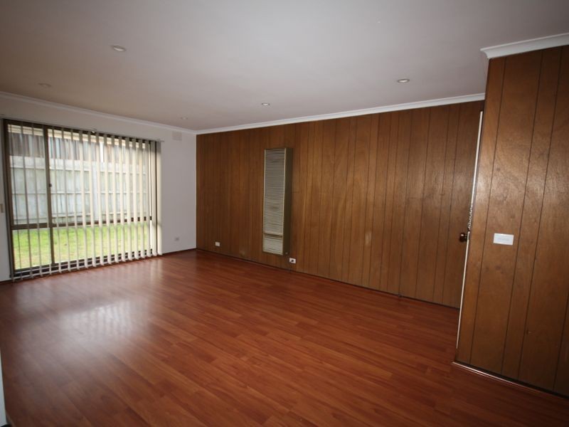 2/105 HAROLD ROAD, Springvale South VIC 3172