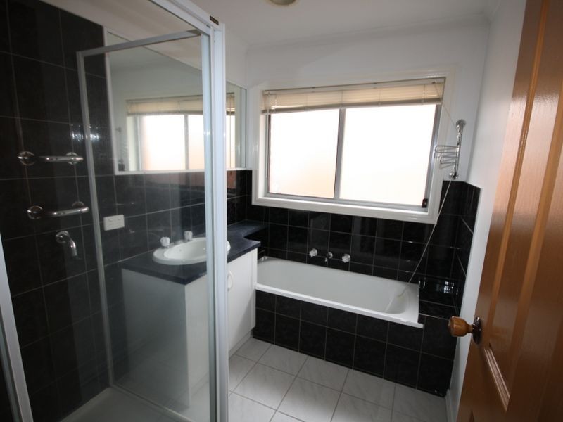 35 Hedgeley Road, Keysborough VIC 3173