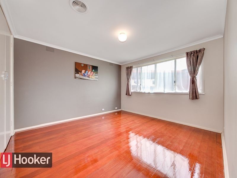 9 Carlyon Court, Springvale VIC 3171