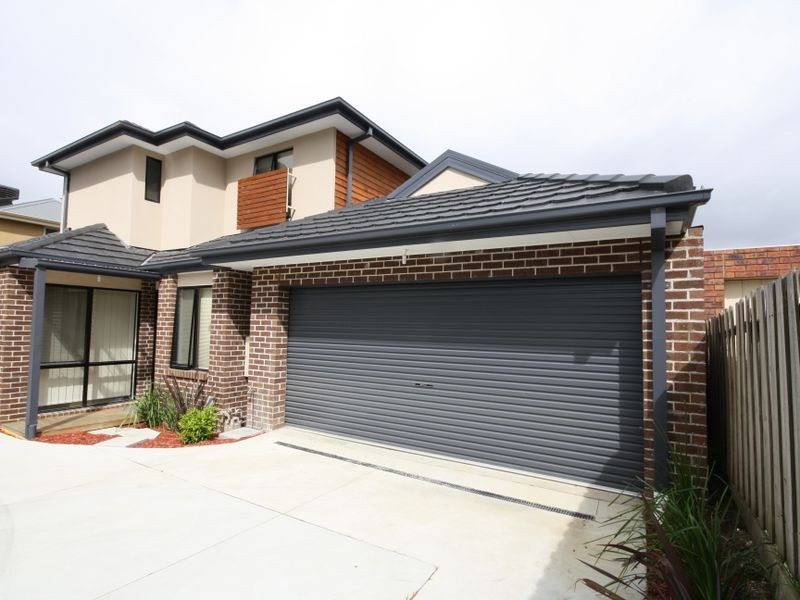 1&2/27 Glenbrook avenue, Clayton VIC 3168