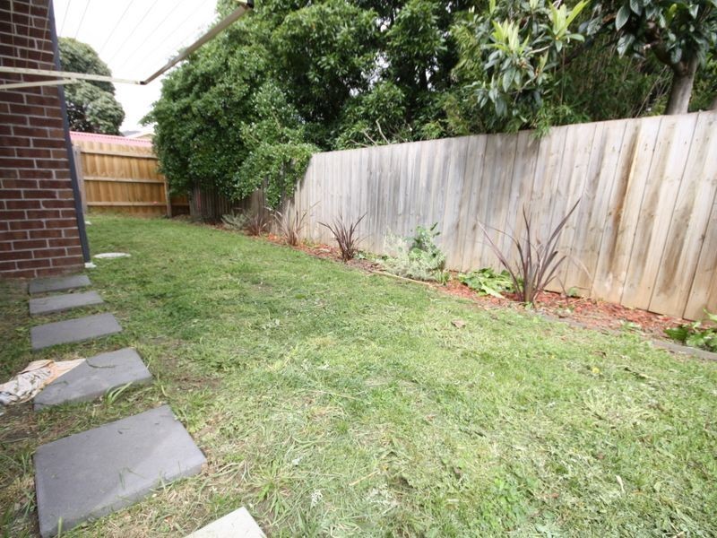 1&2/27 Glenbrook avenue, Clayton VIC 3168