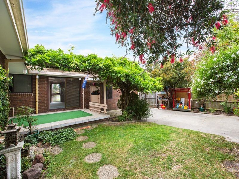 2 Chesney street, Keysborough VIC 3173