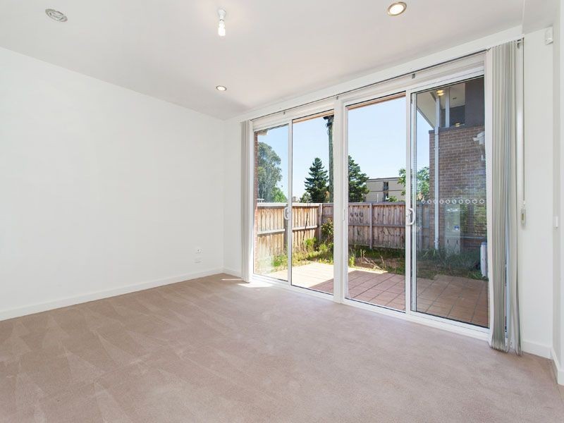 1/21-23 Wilberton drive, Springvale VIC 3171