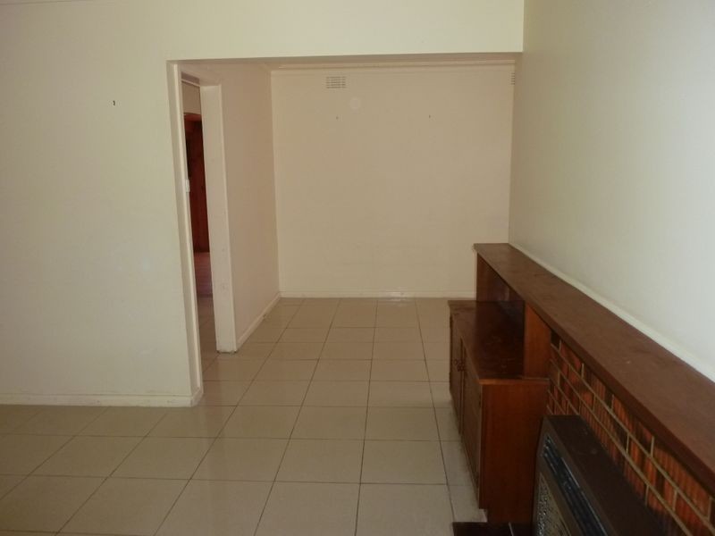 5 Maureen Crescent, Noble Park VIC 3174