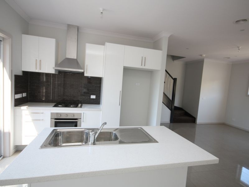 2/519 Springvale Road, Springvale South VIC 3172