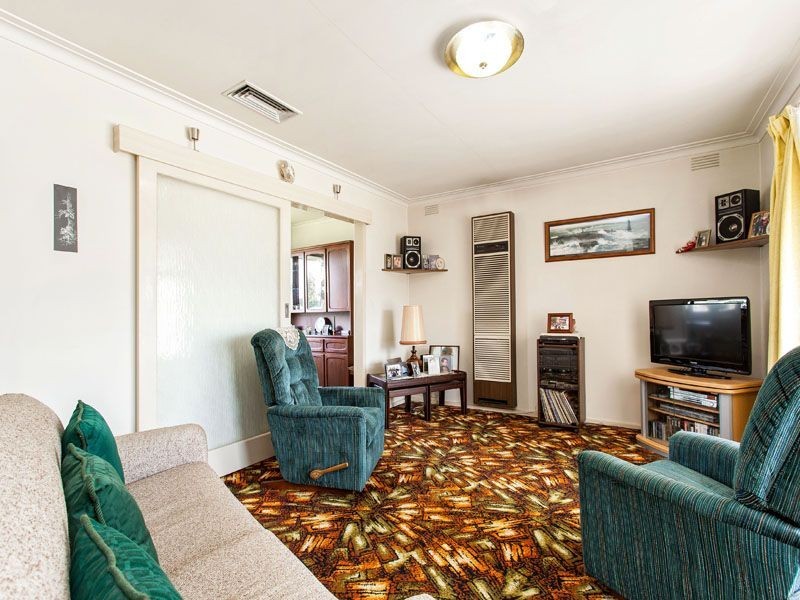 60 Gwent St, Springvale South VIC 3172