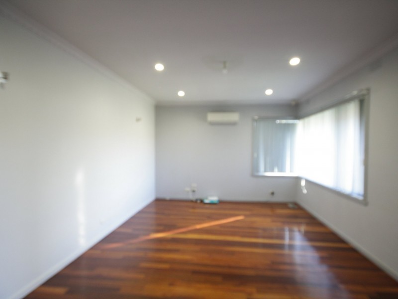 64 Royal Avenue, Springvale VIC 3171