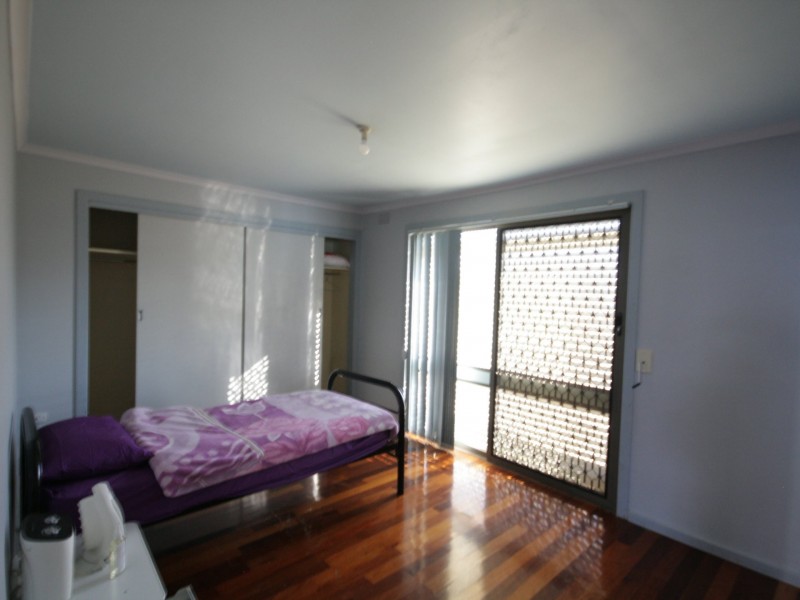 64 Royal Avenue, Springvale VIC 3171