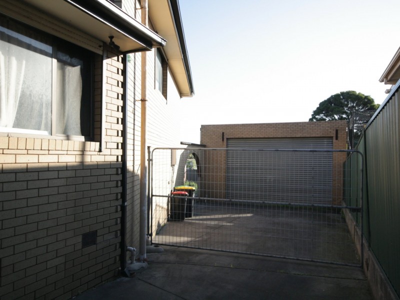 64 Royal Avenue, Springvale VIC 3171