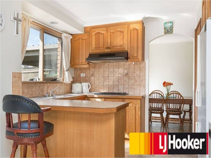 2 Fleetwood Drive, Narre Warren VIC 3805