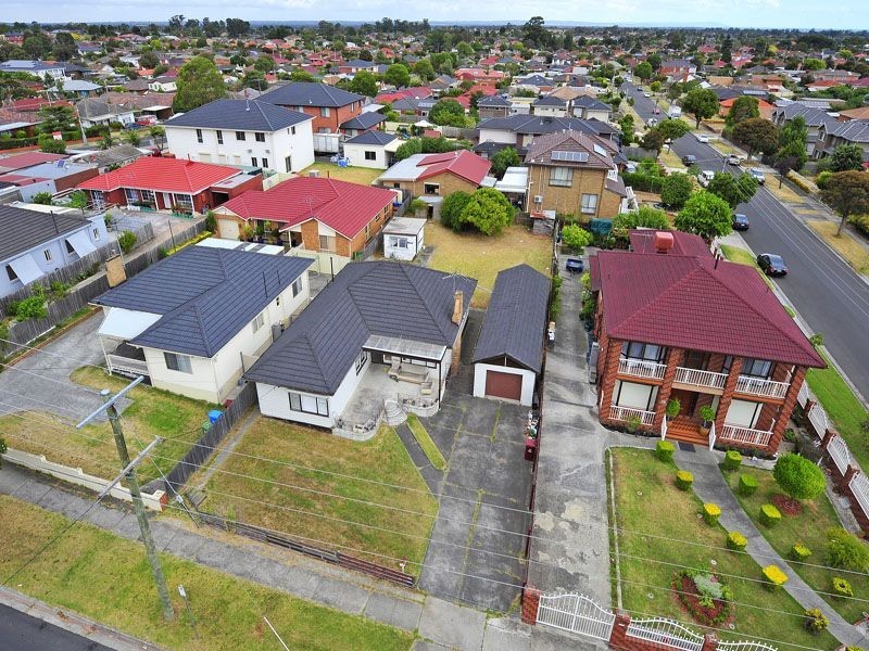 56 St James Ave, Springvale VIC 3171