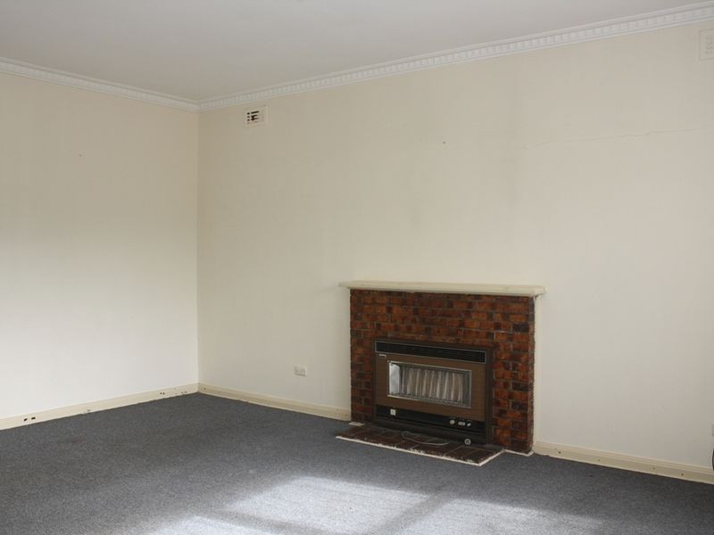 24 Flynn St, Springvale VIC 3171