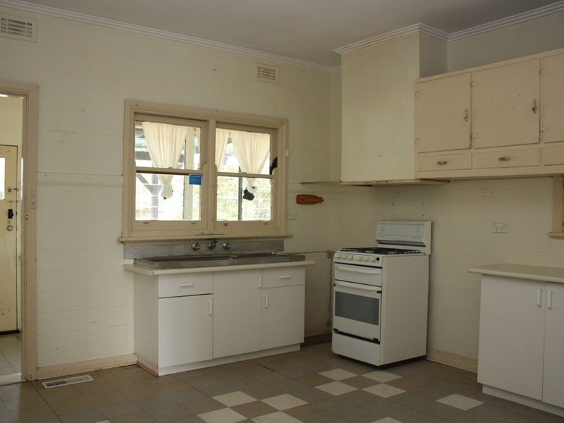 24 Flynn St, Springvale VIC 3171