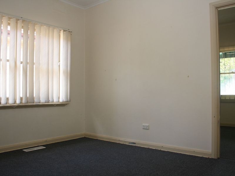 24 Flynn St, Springvale VIC 3171