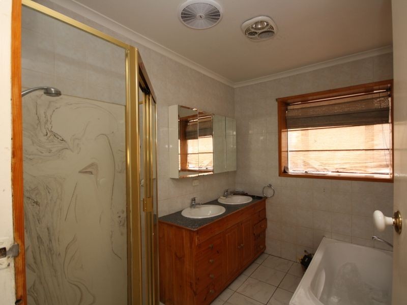 1/13 Jellicoe Street, Noble Park VIC 3174