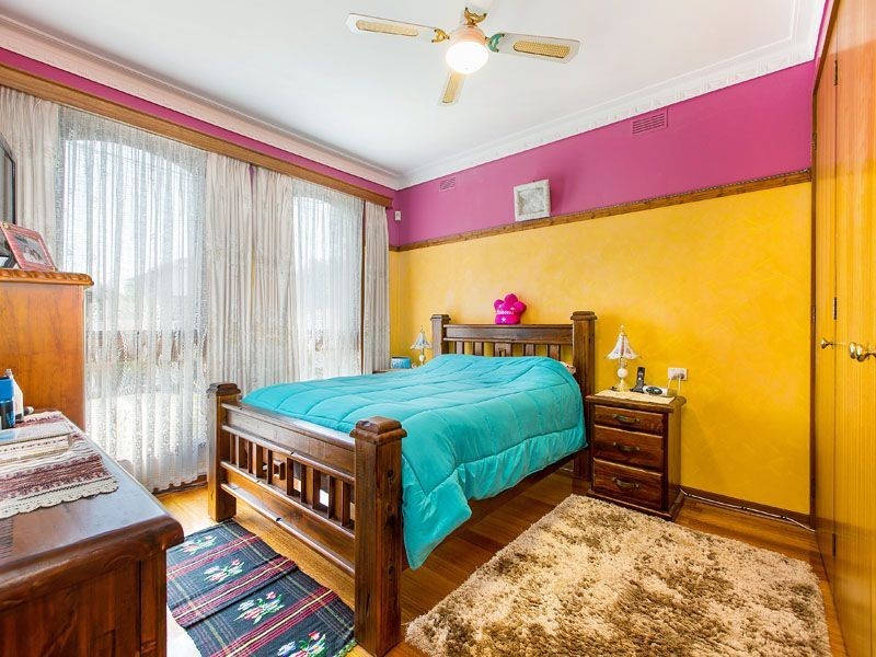 18 Kemp St, Springvale VIC 3171