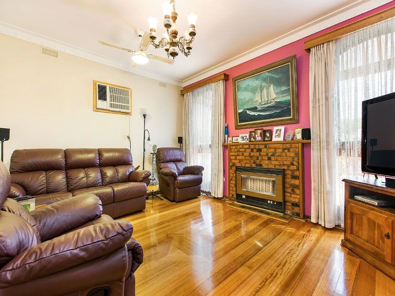 18 Kemp St, Springvale VIC 3171