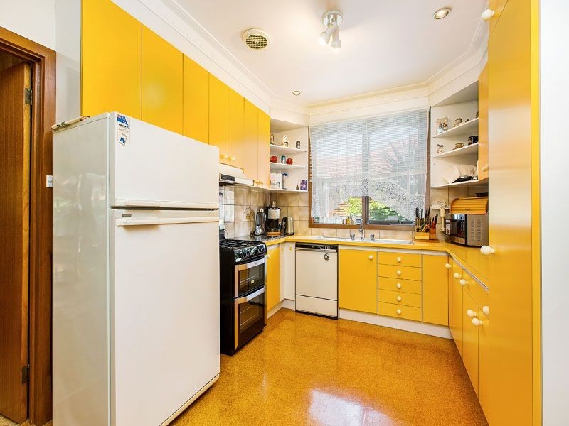 18 Kemp St, Springvale VIC 3171