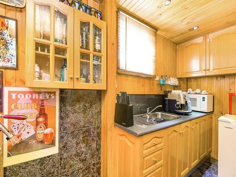 18 Kemp St, Springvale VIC 3171