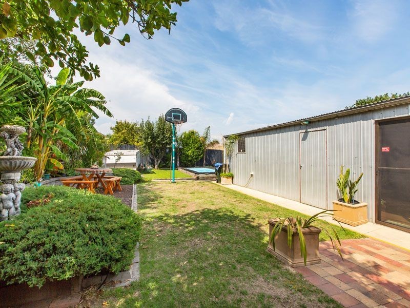 18 Kemp St, Springvale VIC 3171