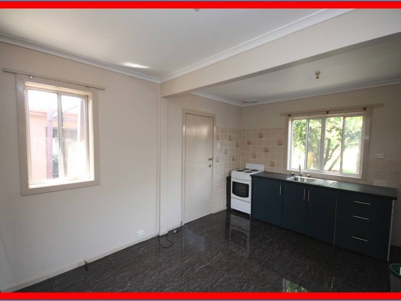 15a Albert Avenue, Springvale VIC 3171