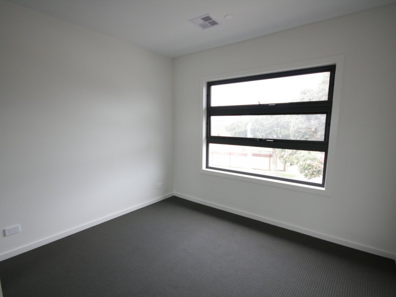 1/1 Stephenson Street, Springvale VIC 3171