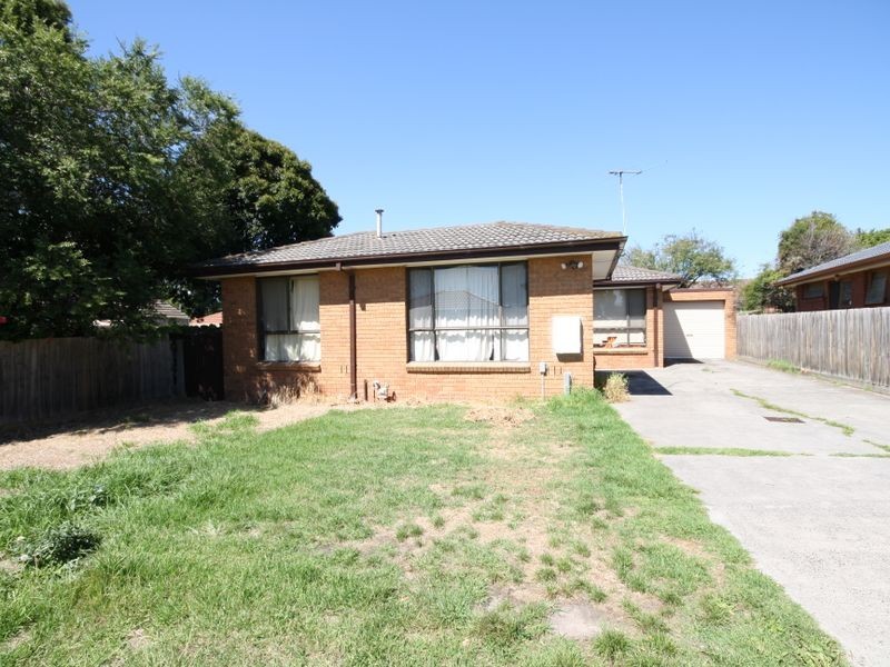 2/2 WHITWORTH AVE, Springvale VIC 3171