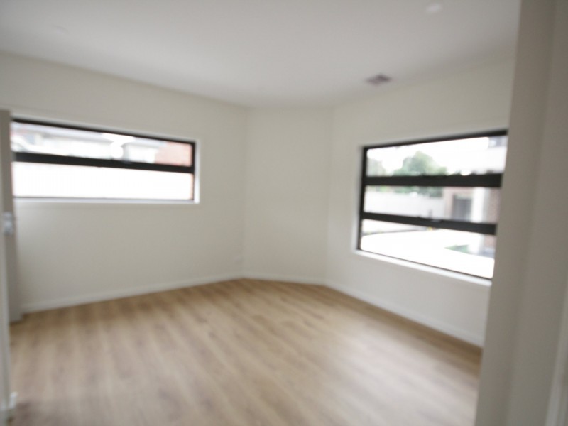 2/1 Stephenson Street, Springvale VIC 3171
