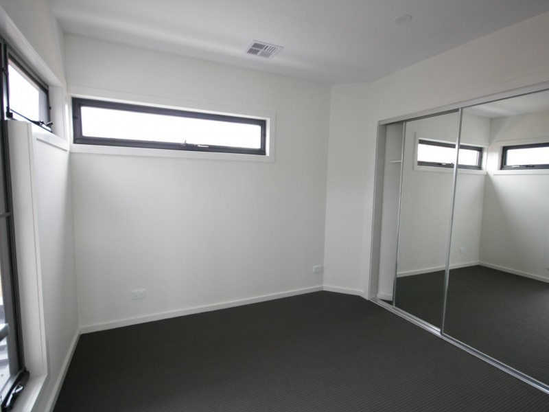 2/1 Stephenson Street, Springvale VIC 3171