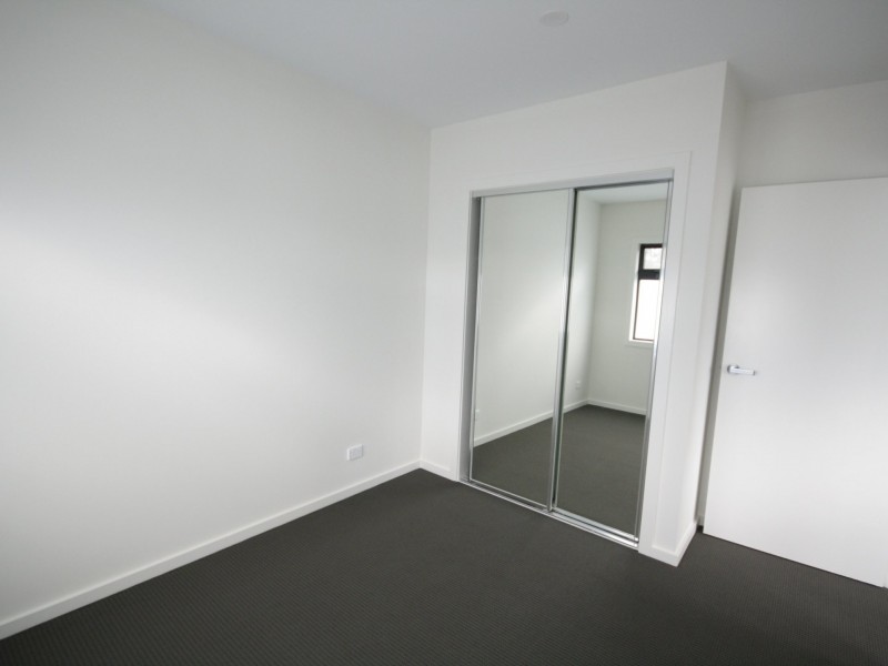 2/1 Stephenson Street, Springvale VIC 3171