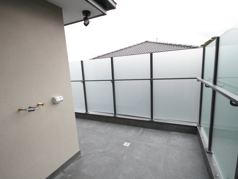 2/1 Stephenson Street, Springvale VIC 3171
