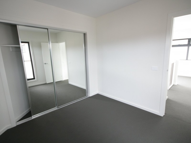 2/1 Stephenson Street, Springvale VIC 3171