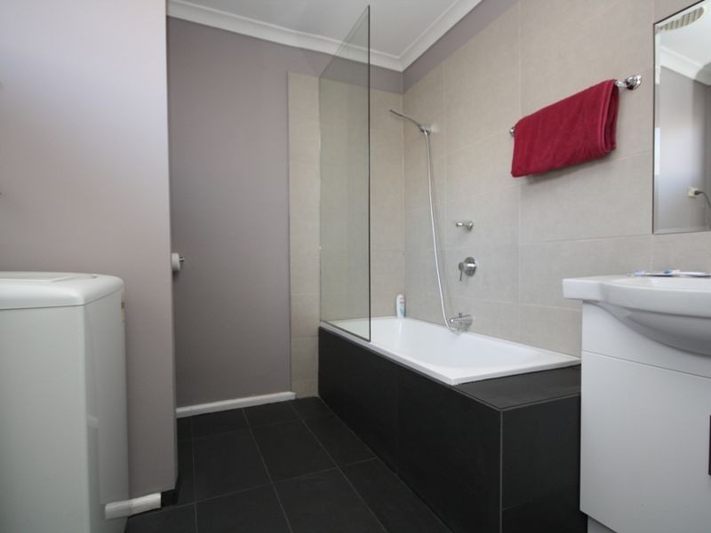 1/13 FURNEW ST, Springvale VIC 3171