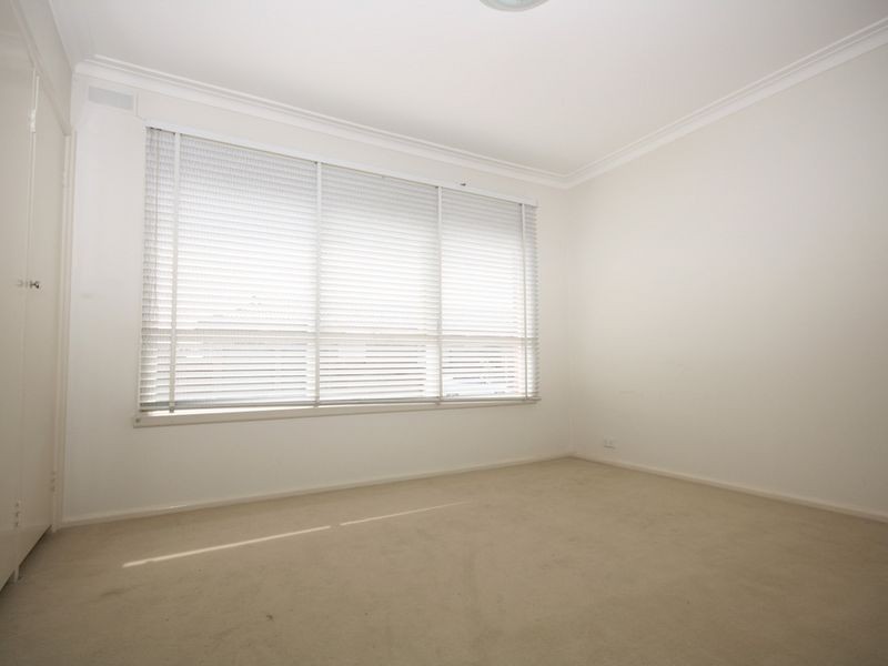 5/24 BALMORAL AVENUE, Springvale VIC 3171