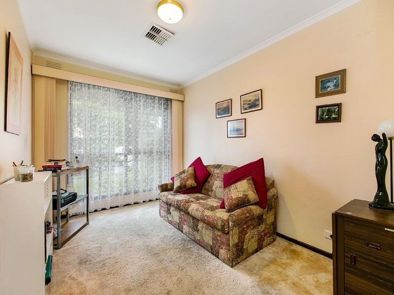 2/27 Ellen Street, Springvale VIC 3171