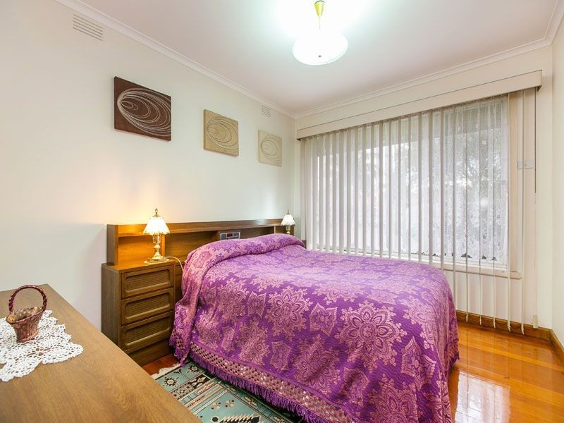 32 Heather Grove, Springvale VIC 3171