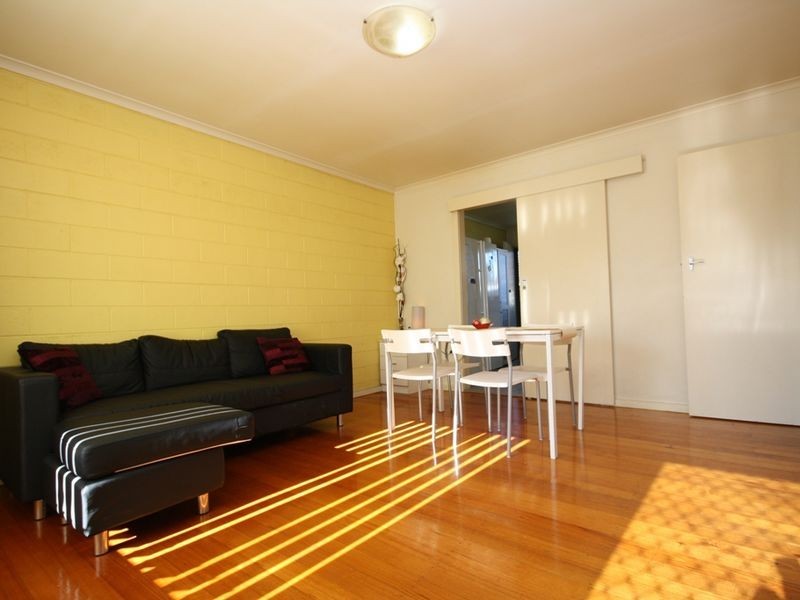 2/5 Browning Ave, Clayton South VIC 3169