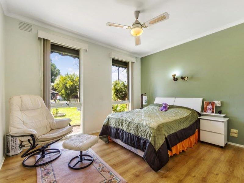 12 Shaftesbury Court, Keysborough VIC 3173