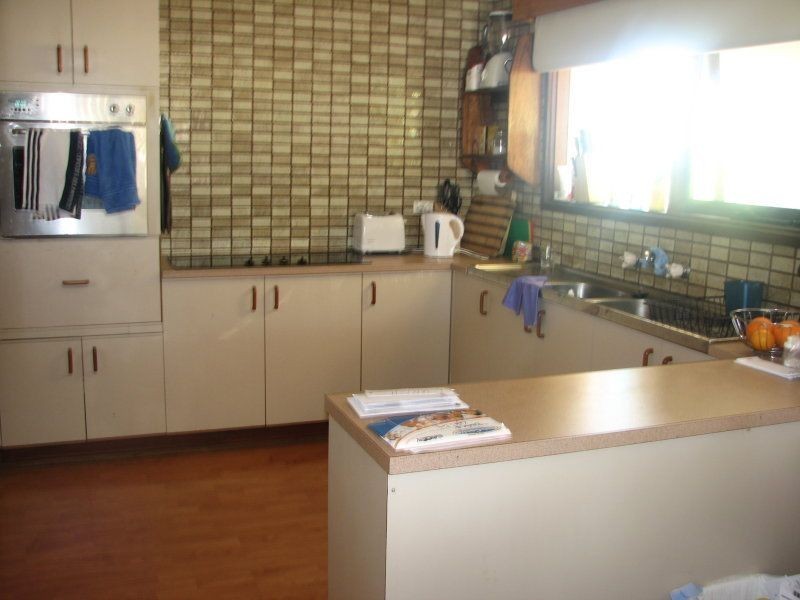 64 Rawdonhill Drive, Dandenong North VIC 3175