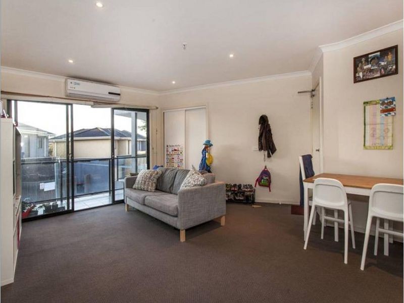 22/27-29 Golden Grove, Springvale South VIC 3172