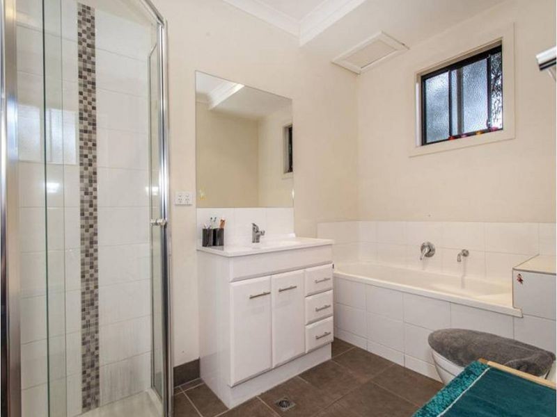 22/27-29 Golden Grove, Springvale South VIC 3172