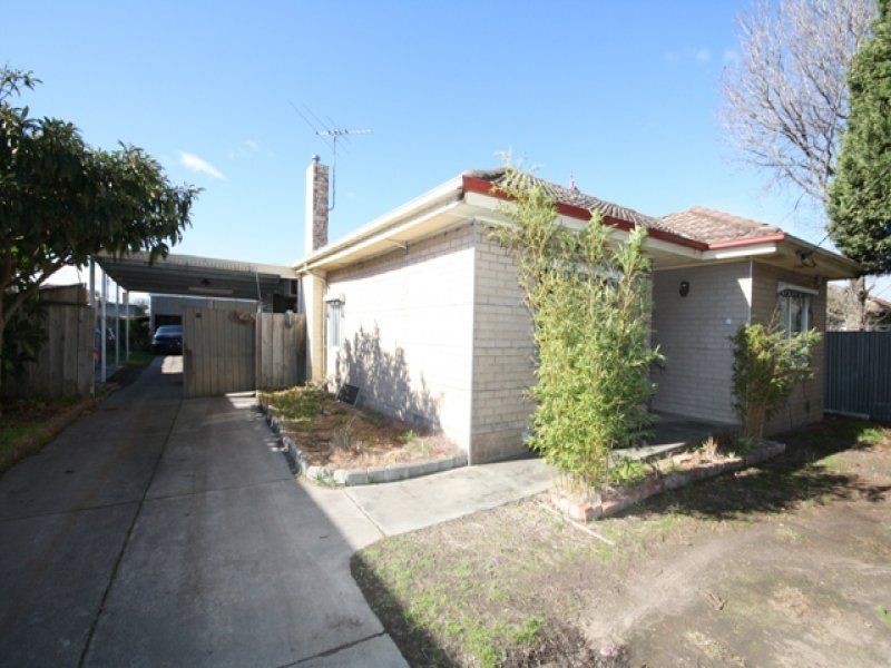 65 GRACE STREET, Springvale VIC 3171