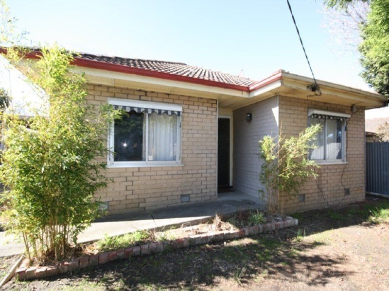 65 GRACE STREET, Springvale VIC 3171